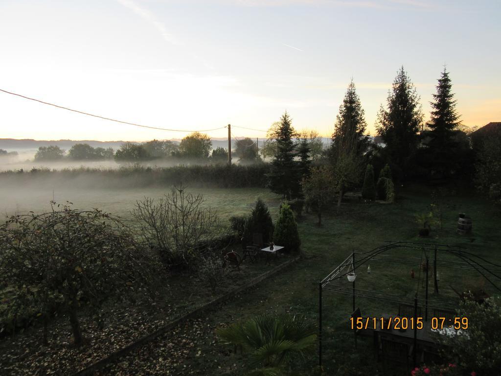 Domaine Le Chec Acomodação com café da manhã Saint-Ost Exterior foto